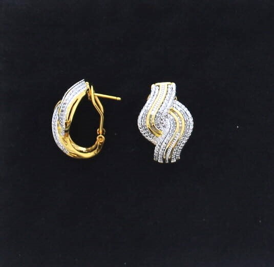 Unbranded 2.00 CT TW Diamond 4PC Set In Gold Over Brass Size 7 USED