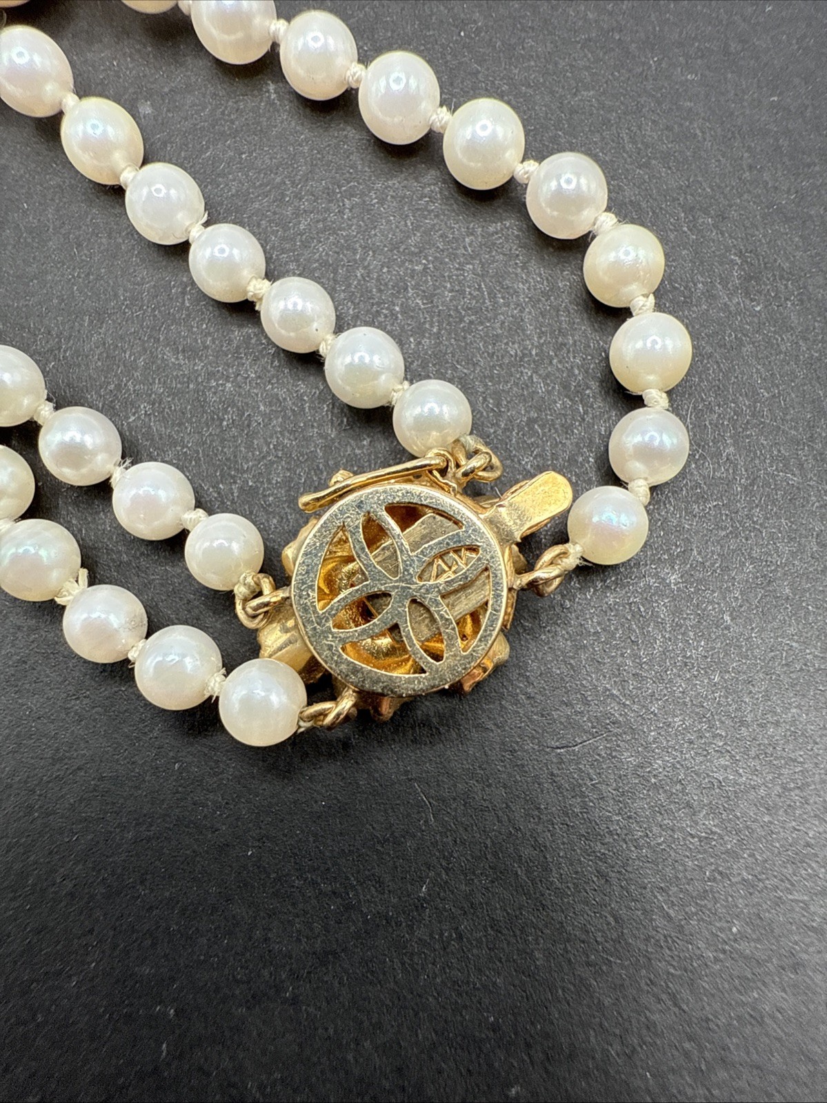 Double-strand cultured pearl necklace, clasp in 14K gold, Seaborne, Usa 20” J64