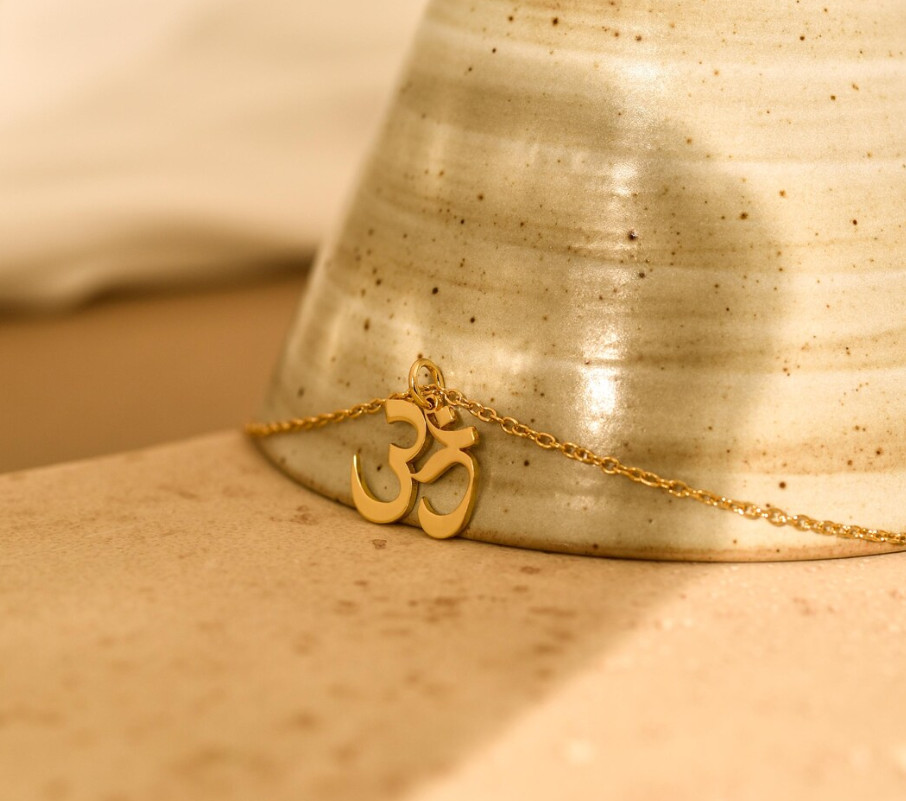 Gold Om Symbol Necklace Spiritual Yoga Jewelry Silver Om Pendant Birthday Gift
