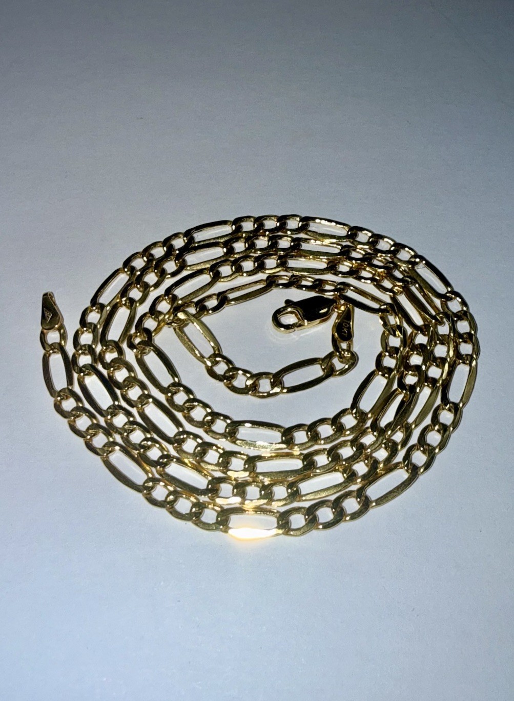 ESTATE Solid 10K Gold 3.8mm Figaro Semi-Hollow Chain Necklace 22”