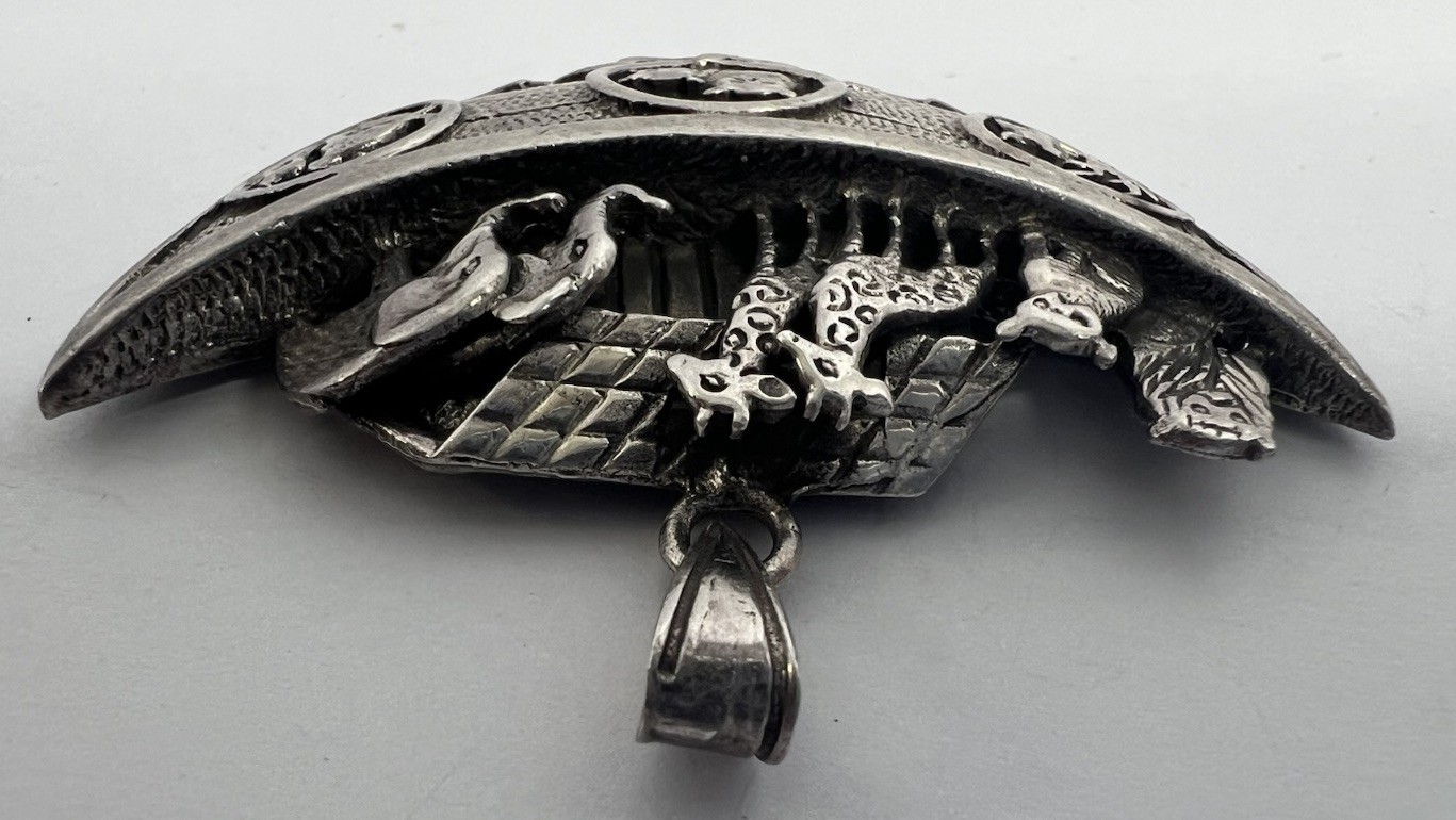 925 Sterling Silver Noah’s Ark Large, Detailed Animal Pendant ￼