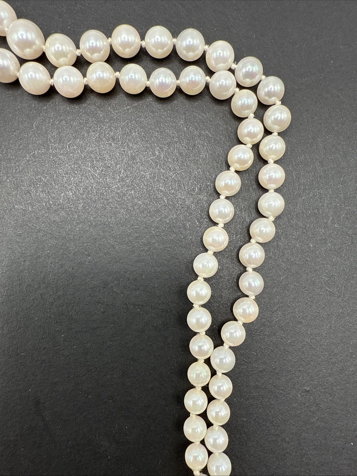 Double-strand cultured pearl necklace, clasp in 14K gold, Seaborne, Usa 20” J64